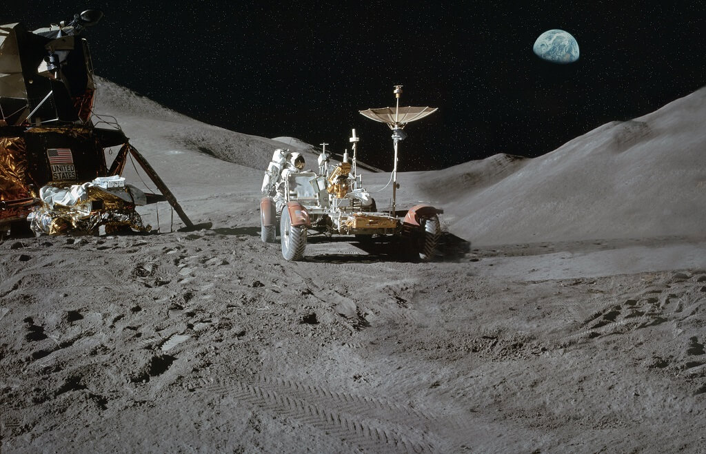 شواهد سفر به ماه